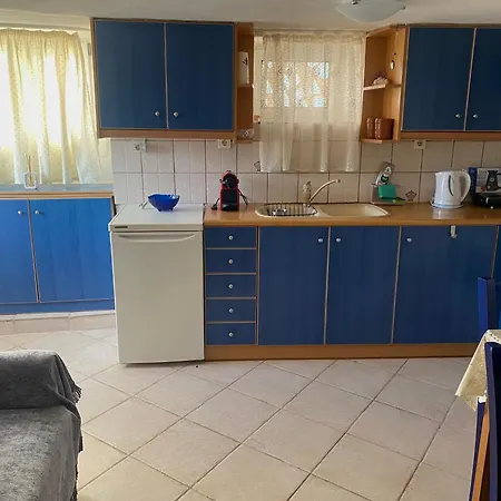 Traditional Stone House - Tarabados Tinos