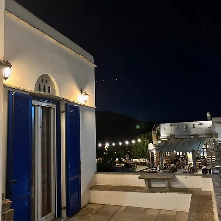 Traditional Stone House - Tarabados Tinos * Kámbos