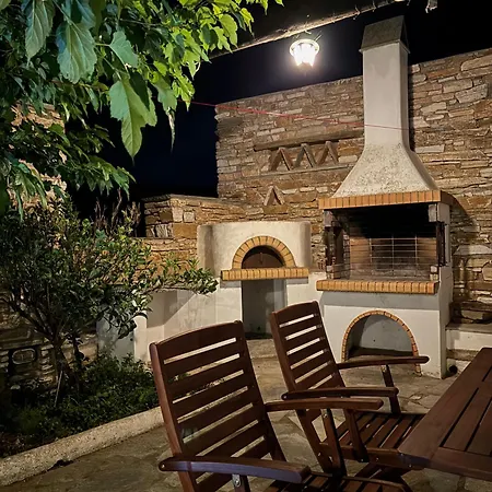 Traditional Stone House - Tarabados Tinos 아파트 *
