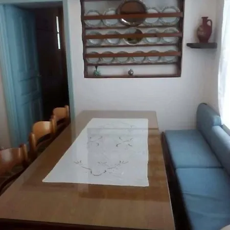 Traditional Stone House - Tarabados Tinos Apartment