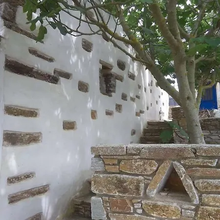 Traditional Stone House - Tarabados Tinos *