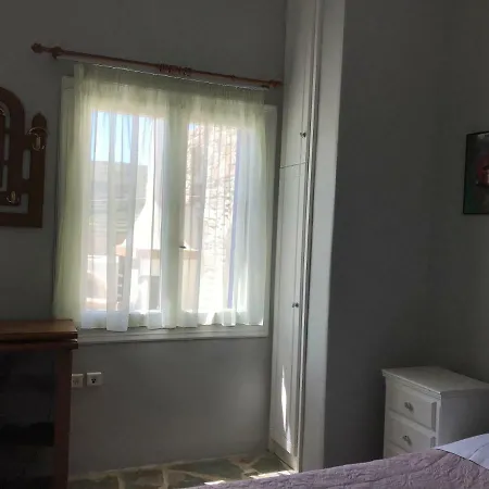 Apartment Traditional Stone House - Tarabados Tinos *