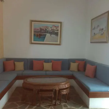 Traditional Stone House - Tarabados Tinos Apartment