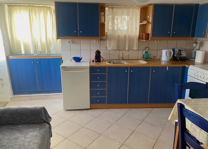 Traditional Stone House - Tarabados Tinos